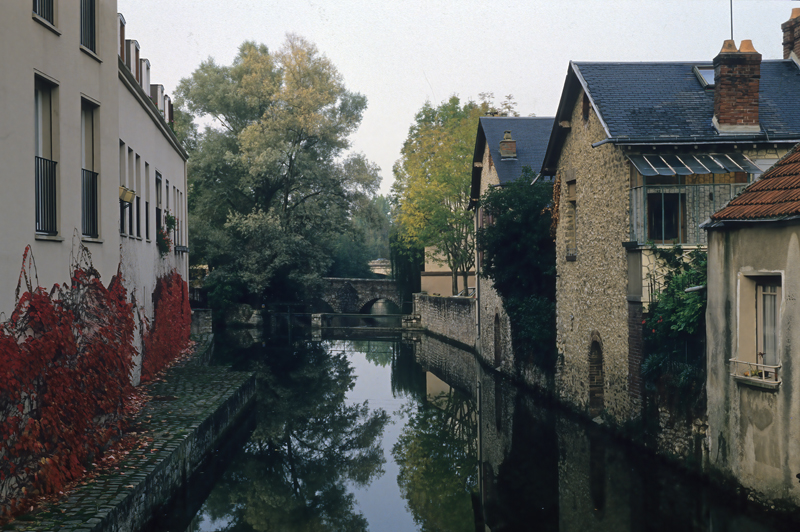 France_90_013